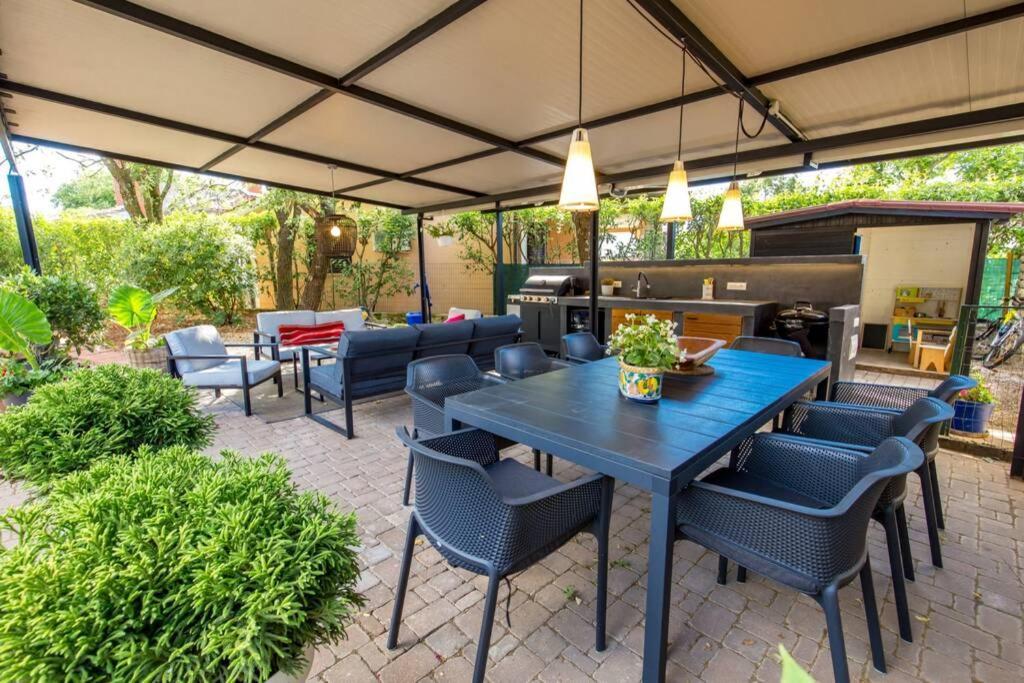 Villa Lidija Poreč Exteriör bild