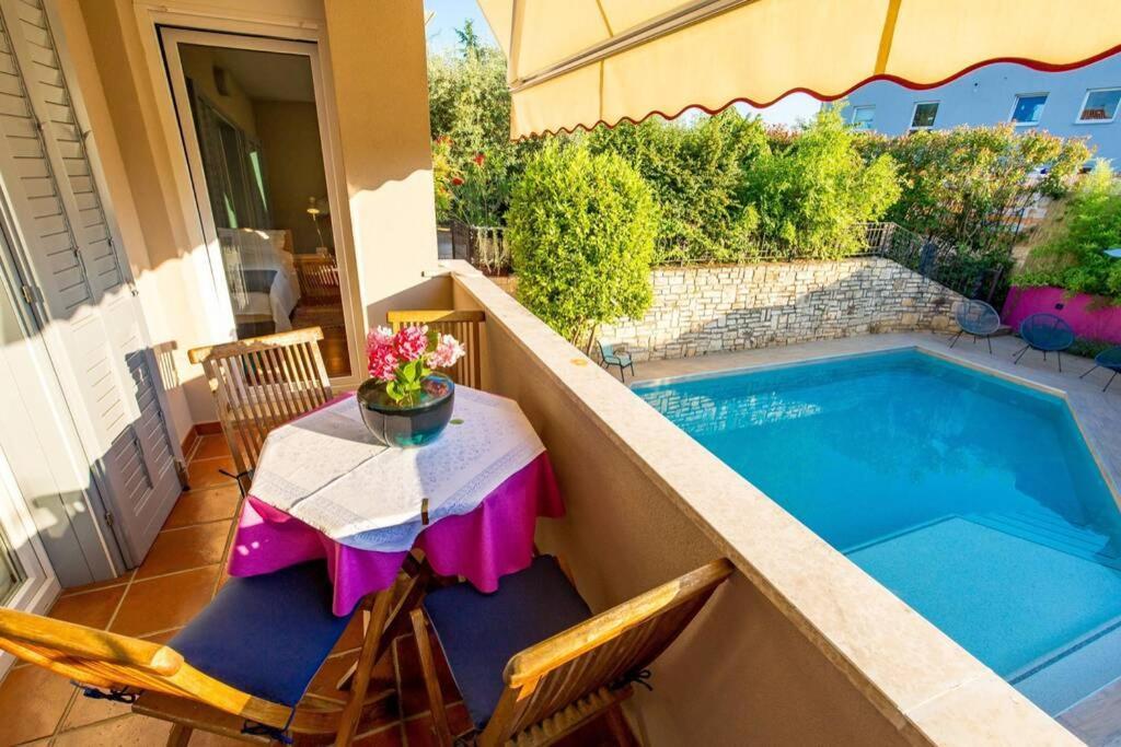 Villa Lidija Poreč Exteriör bild