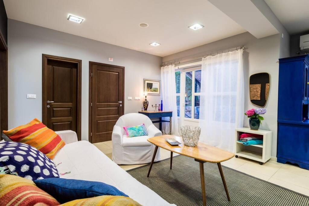 Villa Lidija Poreč Exteriör bild